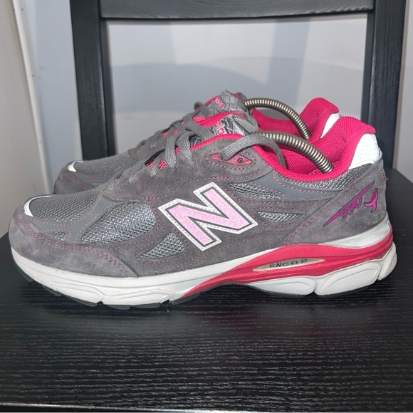 New balance 990. V3 cancer awareness made in USA - Picture 1 of 7
